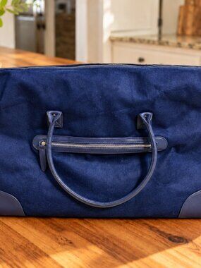 DSW Navy Felt Weekender Travel Bag Faux Leather Trim New